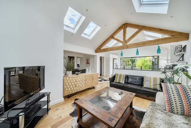 Nicholas Road, Henley-on-Thames, RG9, photo 3
