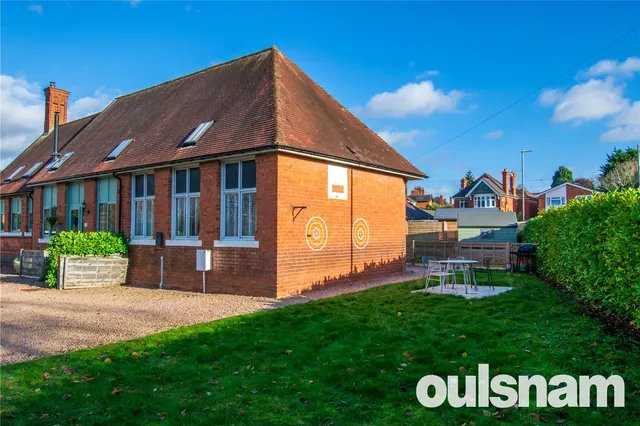 Santridge Lane, Bromsgrove, Worcestershire, B61 8JY, photo 1