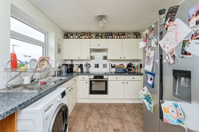 Uwch Y Mor, Pentre Halkyn, CH8, photo 3