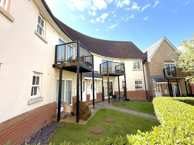 Rouse Way, East Colchester, photo 1