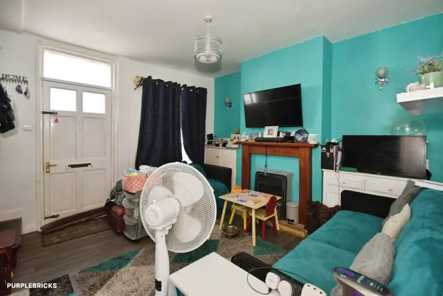 Chapman Lane, Chesterfield, S42, photo 3