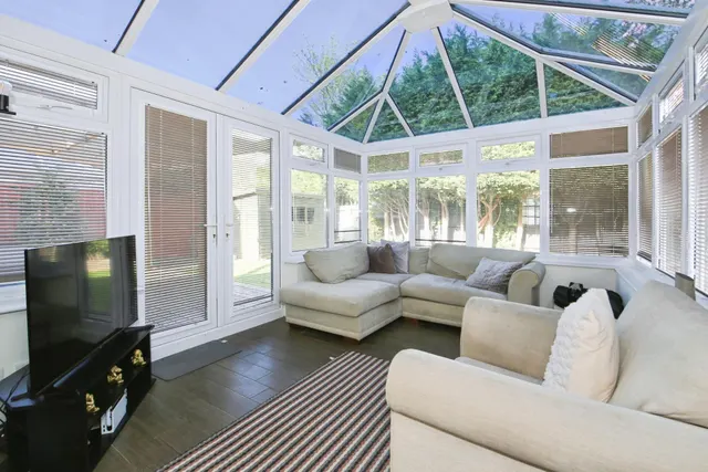Ascot Drive, Peterborough, PE1, photo 2