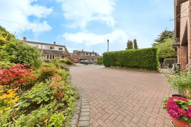 Photo 3 — Woodside Drive, SANDBACH, Cheshire, CW11