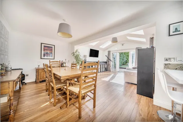 Green Close, Hawkinge, CT18, photo 3