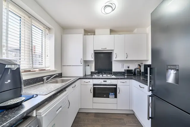 Photo 2 — Belhouse Avenue, South Ockendon, RM15 4BF