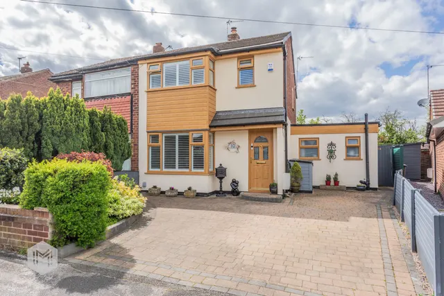 Severn Road, Culcheth, Warrington, WA3 5EB, photo 1