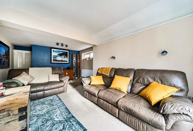 Swift Road, Abbeydale, GL4, photo 2