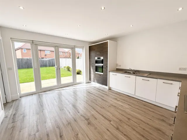 Hawker Road, Woodford Garden Village, SK7, photo 3