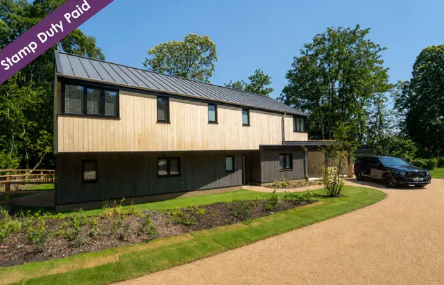 Waltham Park Road, Pulborough, RH20, photo 1