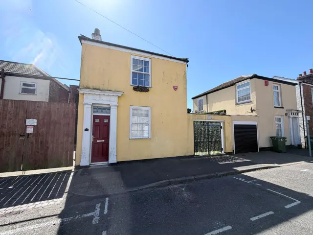 Lancaster Road, Great Yarmouth, photo 2