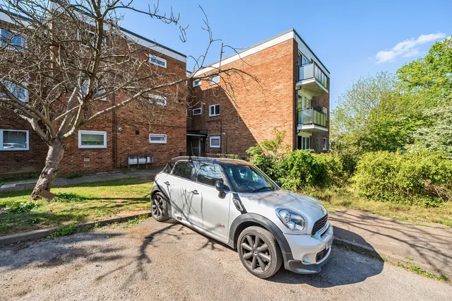 Clarendon Road, Harpenden, AL5, photo 1