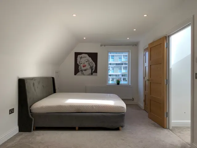 Photo 3 — Ongar Road, Brentwood