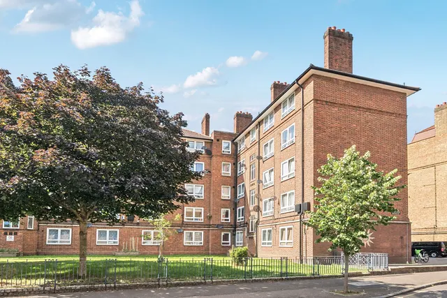 Kinglake Estate, London, SE17, photo 1