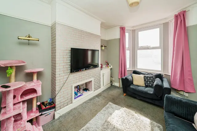 Prince Edward Street, Birkenhead, CH41, photo 2