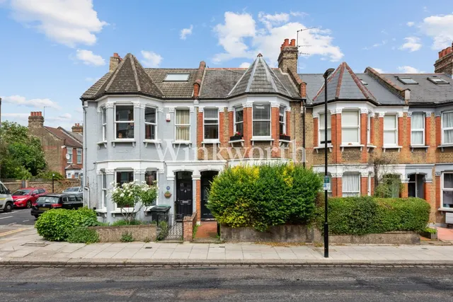 Downhills Park Road, London, N17, photo 1