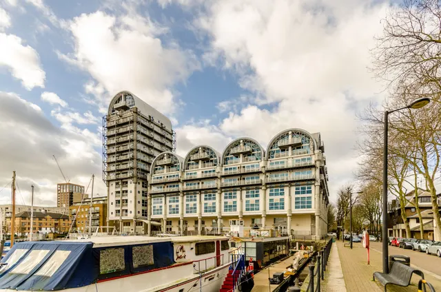 216 Baltic Quay, 1 Sweden Gate, London, photo 1