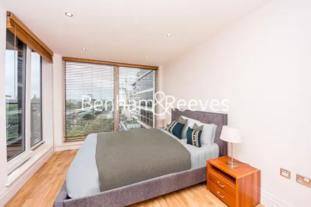 The Boulevard, Imperial Wharf, SW6, photo 3