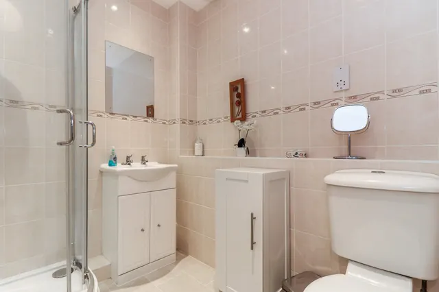 Maxwell Road, Beaconsfield, HP9, photo 3
