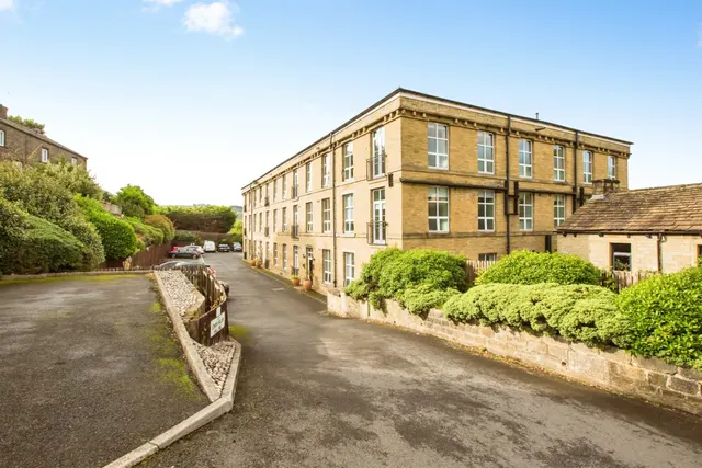 Gratrix Lane, Sowerby Bridge, photo 1