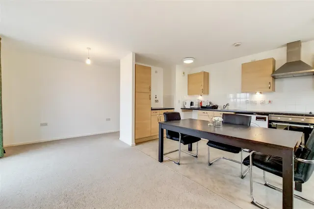Abbey Road, Barking, IG11, photo 1