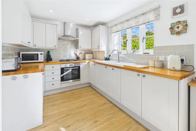 Mill Street, Middleton, IP17, photo 2