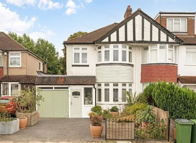 Mayday Gardens, Blackheath, SE3, photo 1