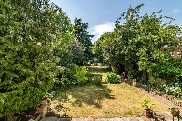 Oak Hill Road, Surbiton, KT6, photo 1