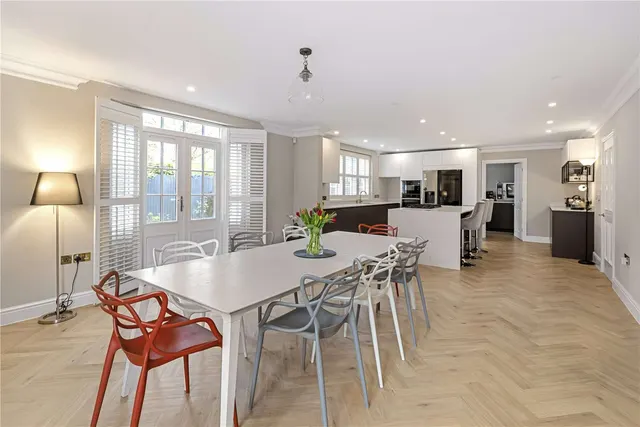Gorse Lane, Chobham, GU24, photo 2