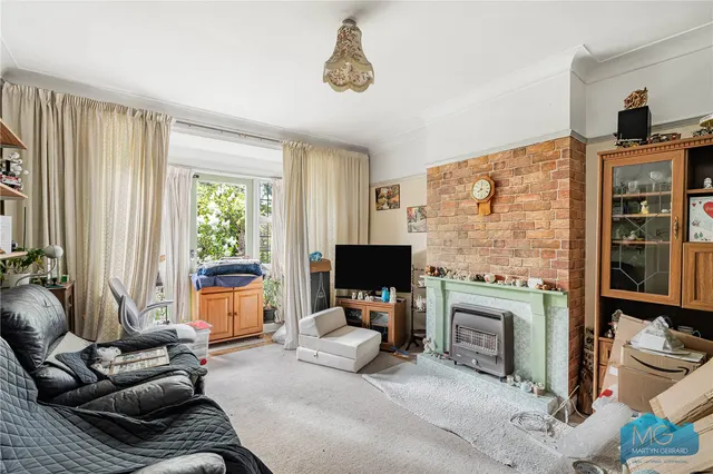 Lyndhurst Gardens, London, N3, photo 3