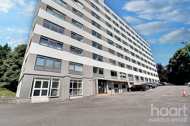 Hubert Road, Brentwood, CM14, photo 1