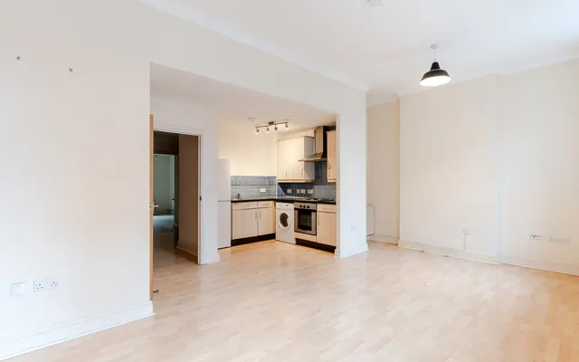 St. Clements Court, Central Bristol, BS2, photo 2