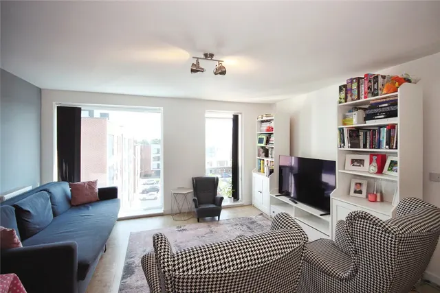 Photo 3 — Monticello Way, Coventry, West Midlands, CV4