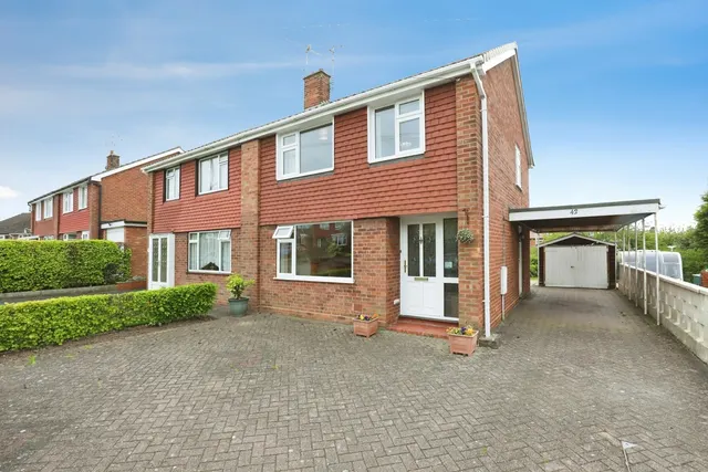 Woodnoth Drive, Shavington, Crewe, Cheshire, CW2, photo 1