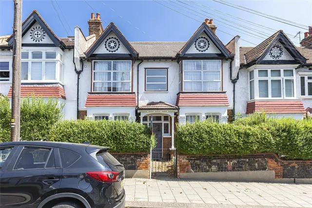 Mandrake Road, London, SW17, photo 1