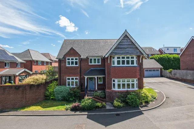 Clos Goch Cardiff, CF15, photo 1