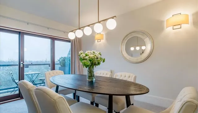 Strathmore Court, St Johns Wood, NW8, photo 1