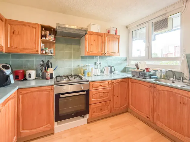 Regent Square, WC1H, photo 1
