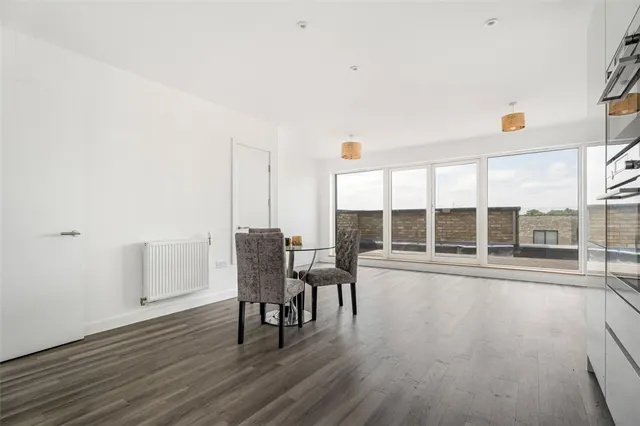 Henty Close, Trumpington, CB2, photo 3
