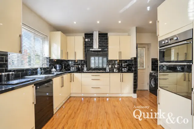 Magnolia Close, Canvey Island, SS8, photo 3