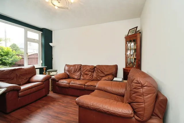 Partington Lane, Swinton, M27, photo 3