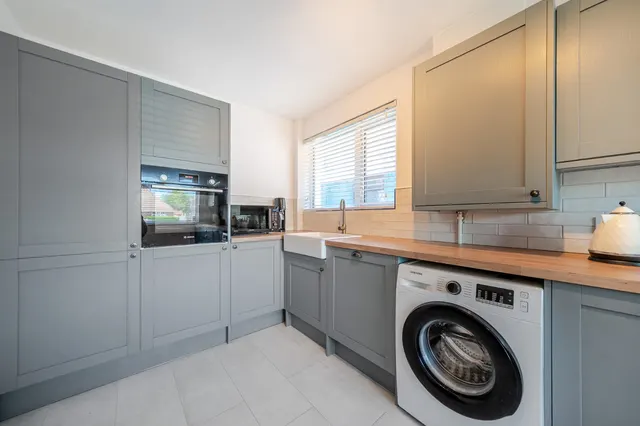 Milton Road, Waterlooville, PO7, photo 3