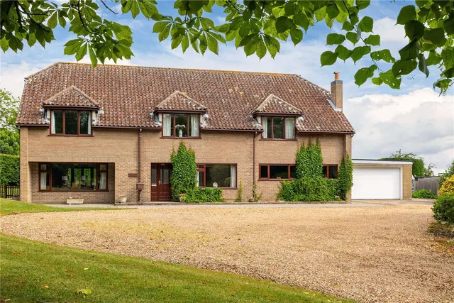 High Street, Abbotsley, PE19, photo 2