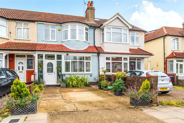 Largewood Avenue, Surbiton, KT6, photo 1