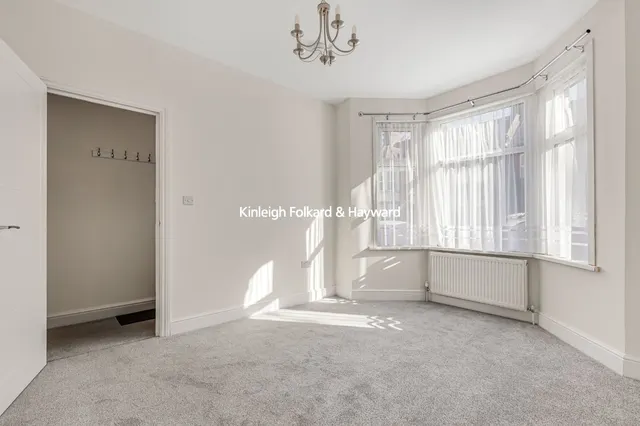 Seymour Road, London, E10, photo 3