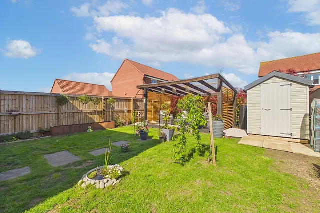 Cross Grove, Pocklington, YO42, photo 3