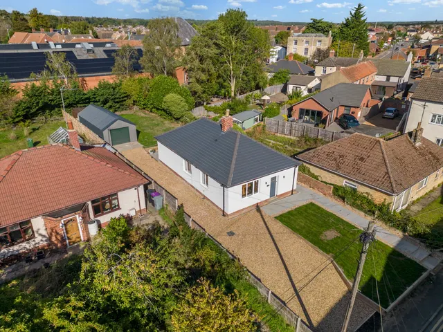 St. Peters Road, Bourne, PE10, photo 2