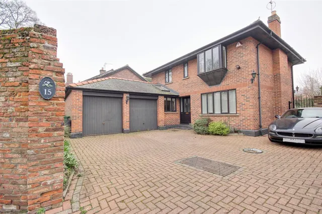 Newbegin, Beverley, photo 1