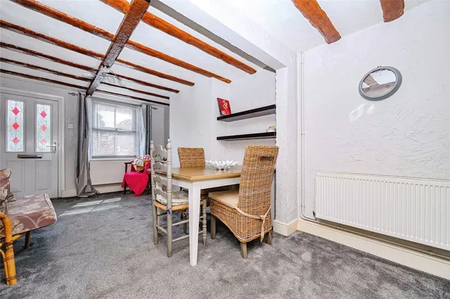 Photo 3 — Dunstable Road, Toddington, Dunstable, Bedfordshire, LU5