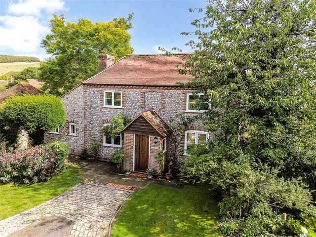Charlton, Chichester, PO18, photo 1