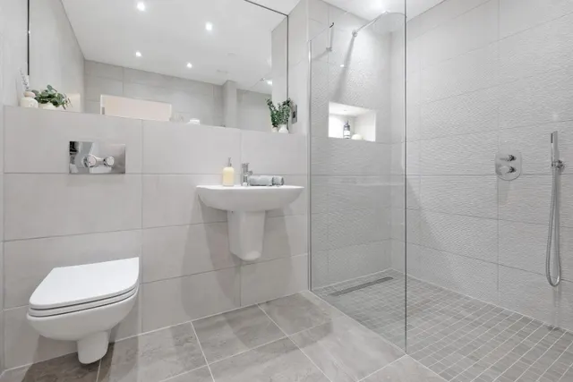 The Sinclair, Landale Court, AB39, photo 3